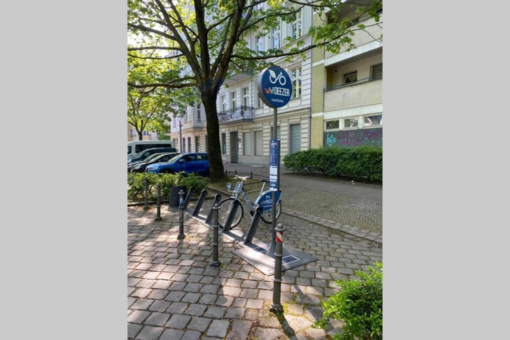 Myhappyplace In The Middle Of * Berlino